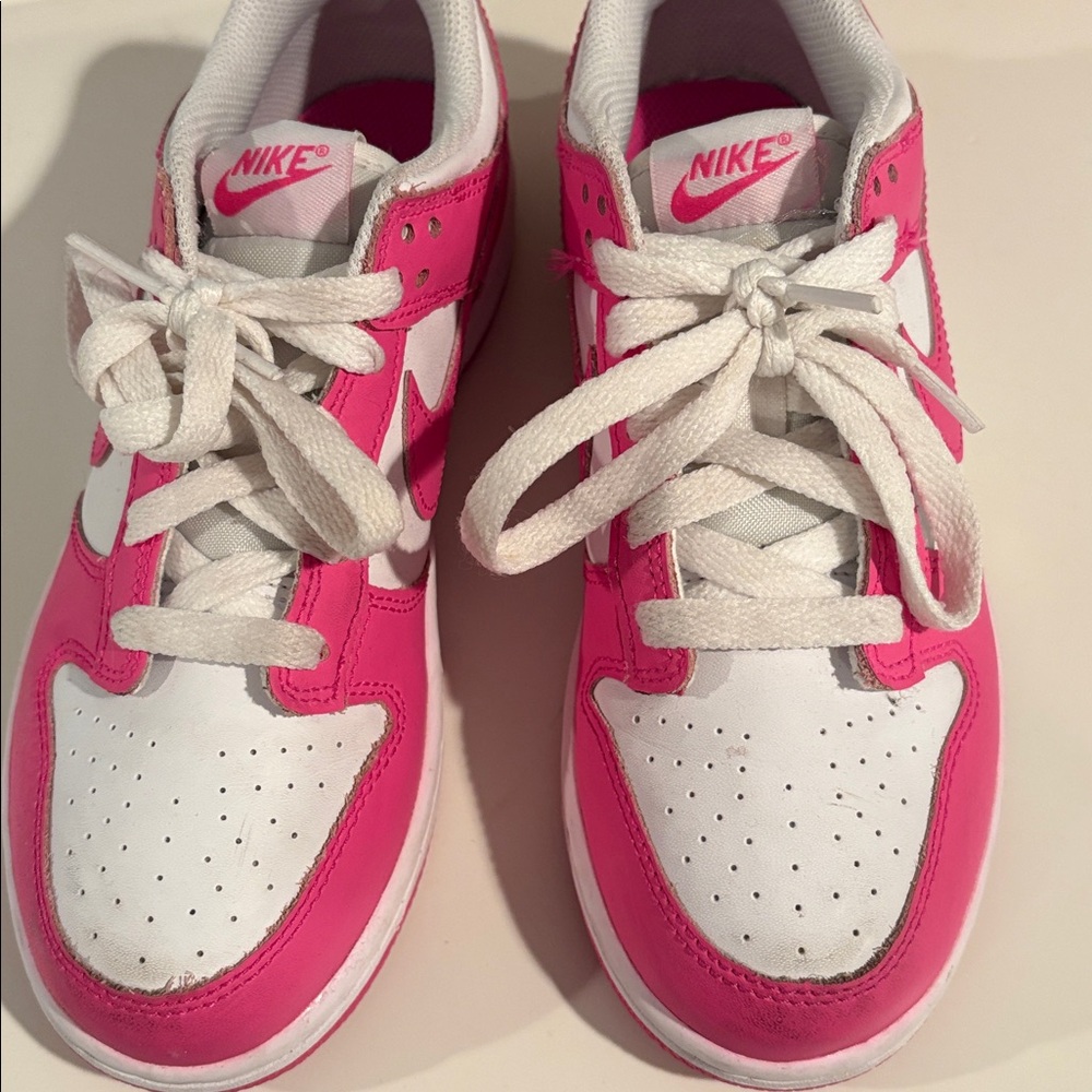Nike Vibrant Pink and White Athletic Shoes - Picture 7 of 9